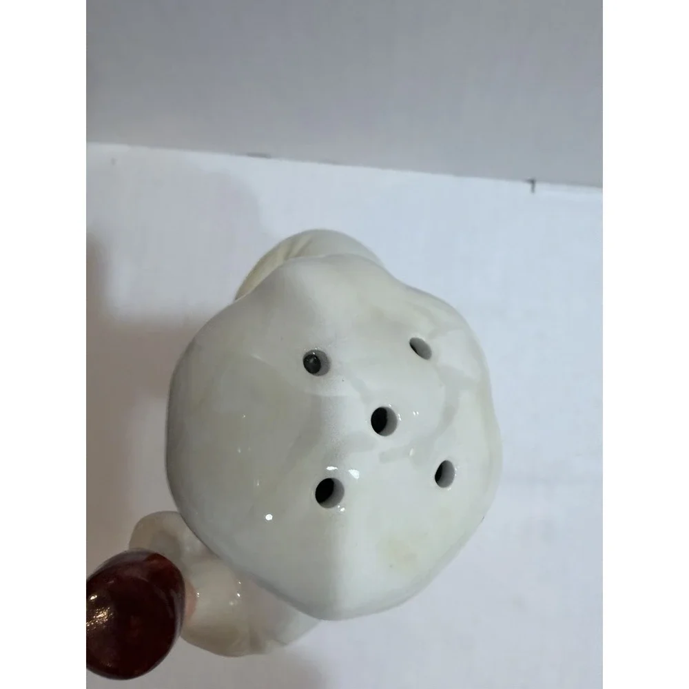 CIC Chef Figural Shaker Ceramic Glossy 